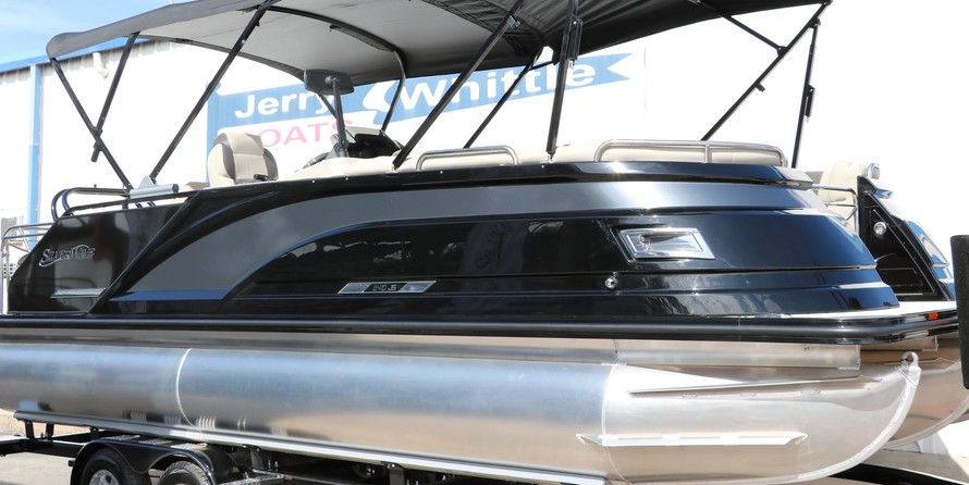 60 x 16 tri-toon passenger vessel