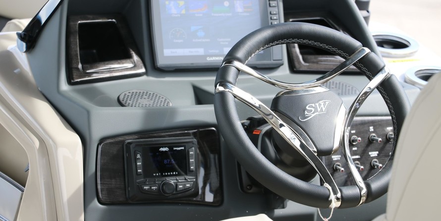 60 x 16 tri-toon passenger vessel