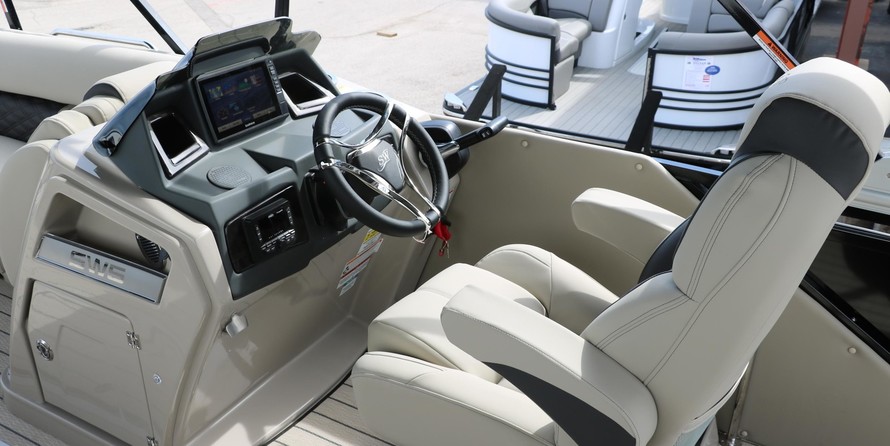 60 x 16 tri-toon passenger vessel