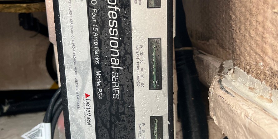 Grady-White Marlin 300