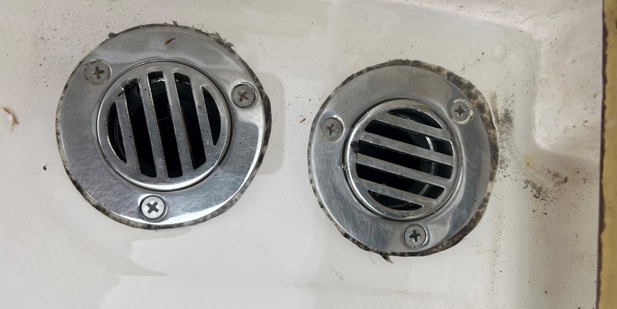 Grady-White Marlin 300