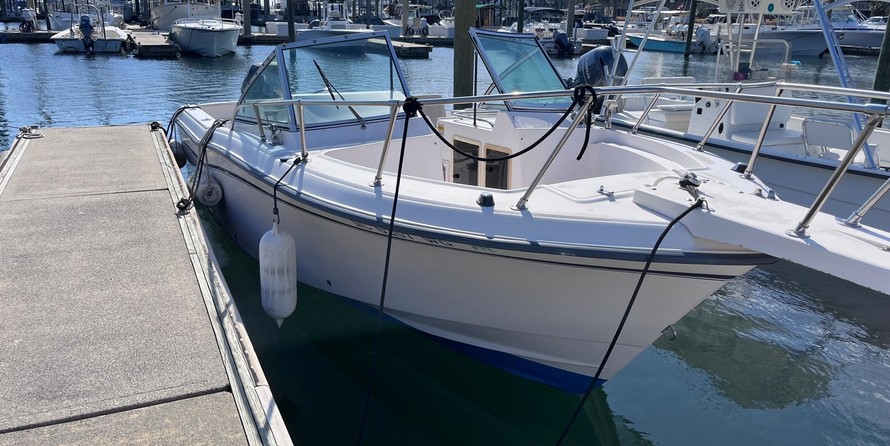 Grady-White Freedom 225