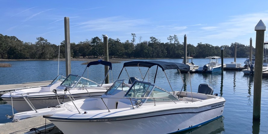 Grady-White Freedom 225