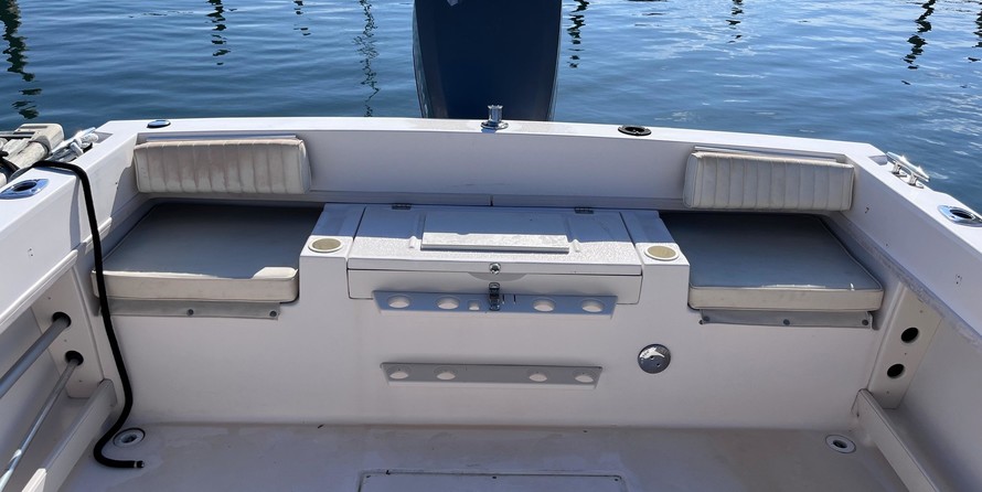 Grady-White Freedom 225