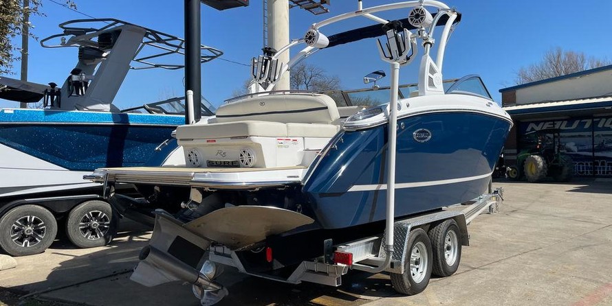 Cobalt R5 Surf