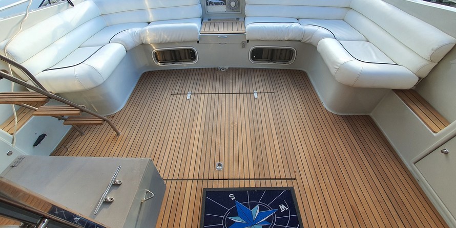 Fairline 50 Squadron