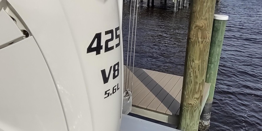 Chris-Craft Calypso 26
