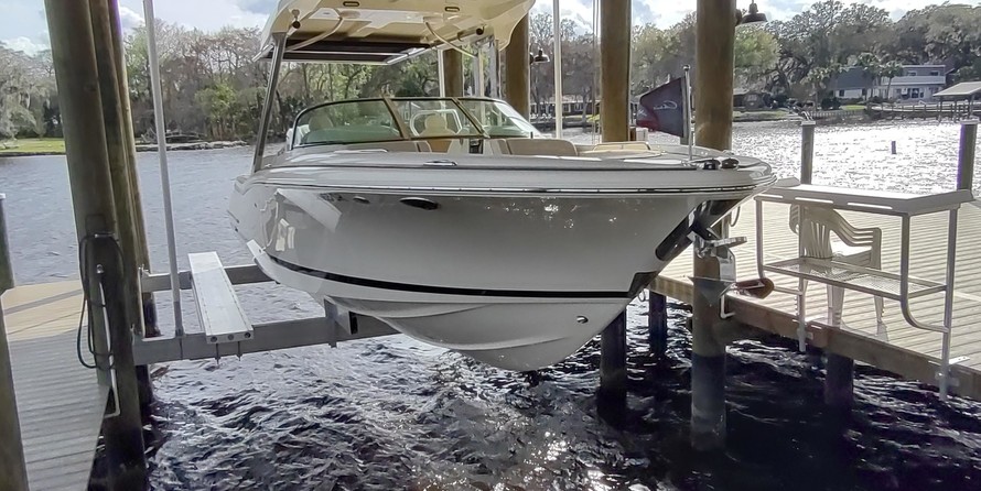 Chris-Craft Calypso 26