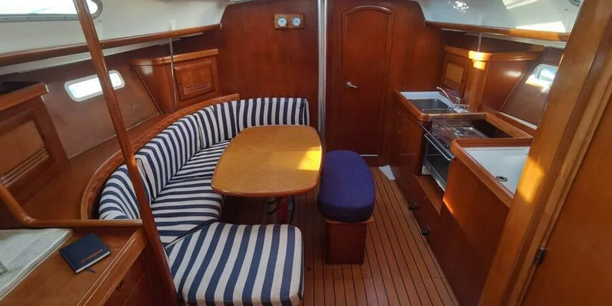 Beneteau Oceanis 393 Clipper