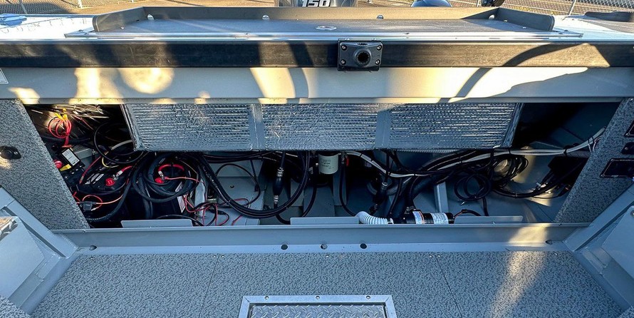 Hewescraft 210 sea runner et