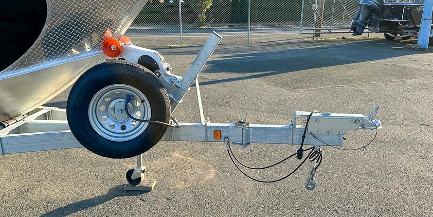 Hewescraft 210 sea runner et