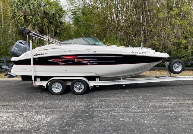 Hurricane 2200 sundeck