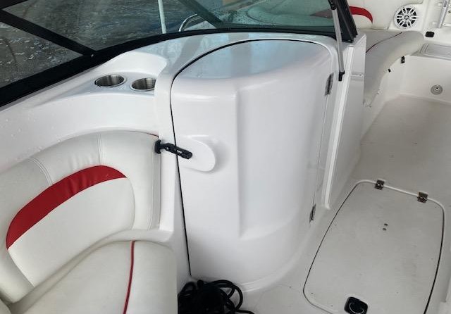 Hurricane 2200 sundeck