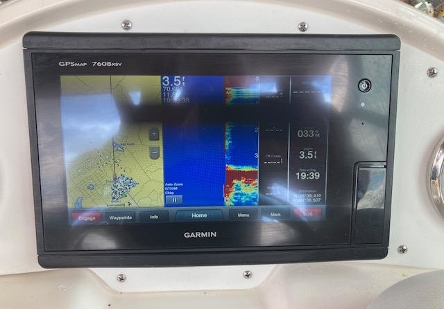 Hurricane 2200 sundeck