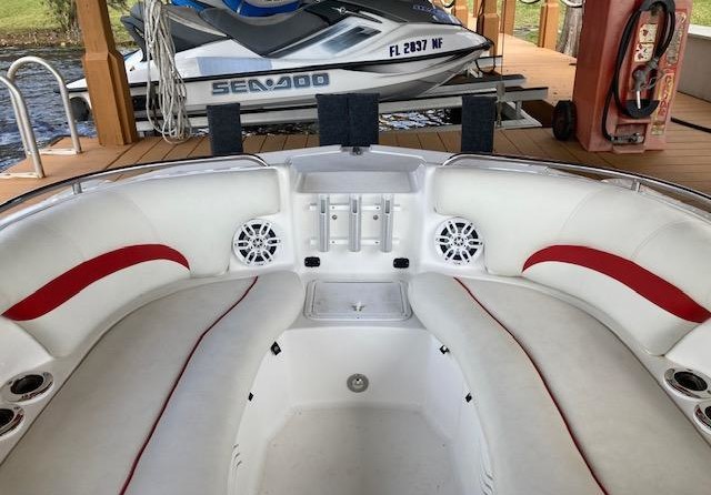 Hurricane 2200 sundeck