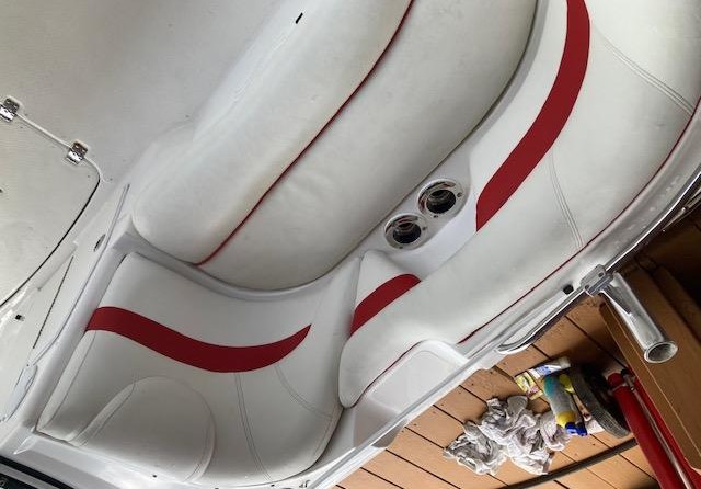 Hurricane 2200 sundeck