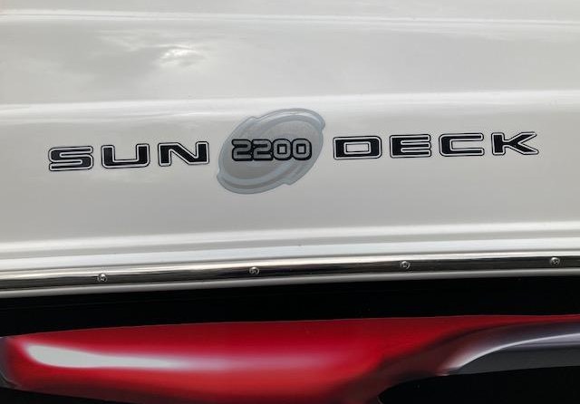 Hurricane 2200 sundeck