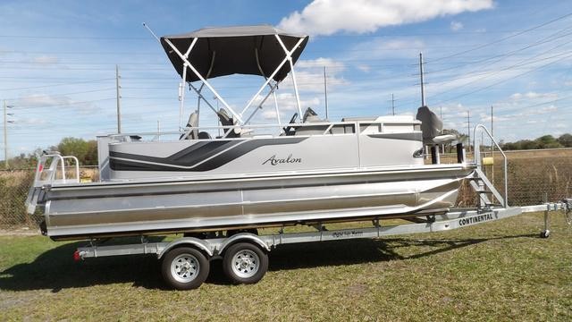 Sunchaser Boats Oasis 20 Fish-n-Cruise