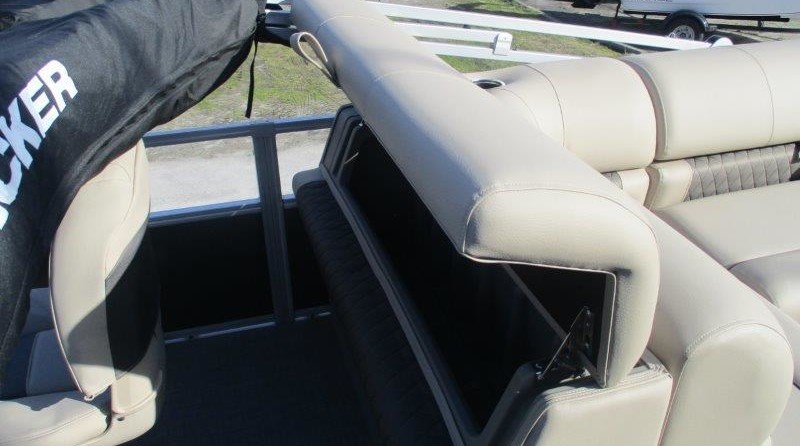 Sun Tracker Fishin Barge 20 DLX