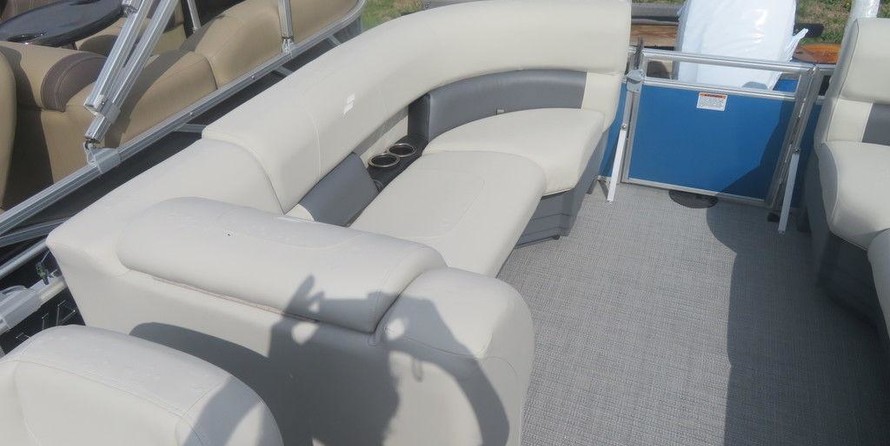 Starcraft Marine EX 22 R