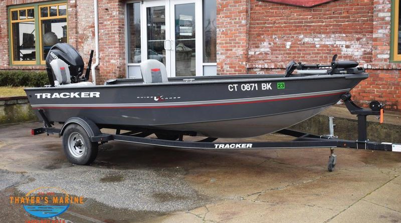 Tracker Guide V-16 Laker DLX T