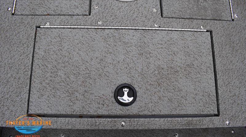 Tracker Guide V-16 Laker DLX T