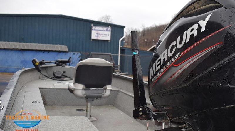 Tracker Guide V-16 Laker DLX T