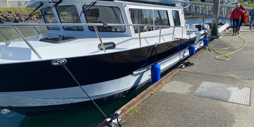 KingFisher 3425 Offshore