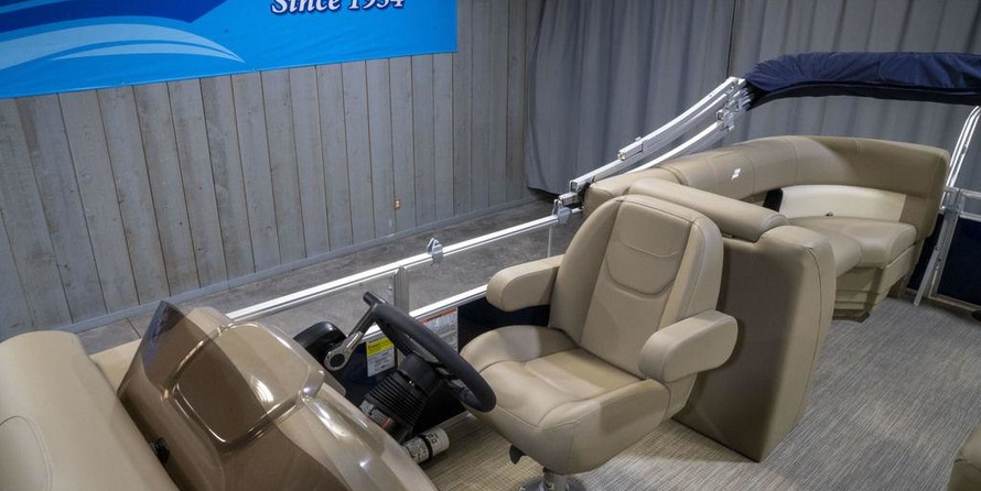 Starcraft Marine EX 22 R