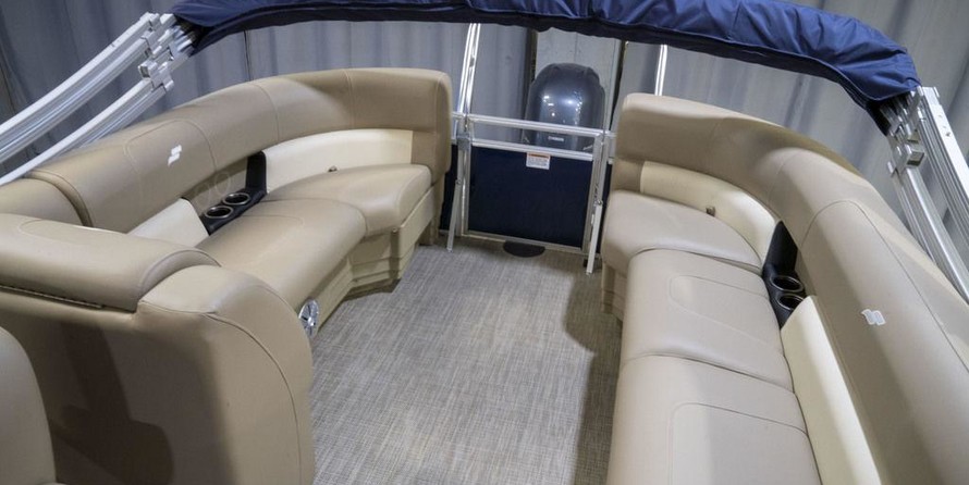 Starcraft Marine EX 22 R