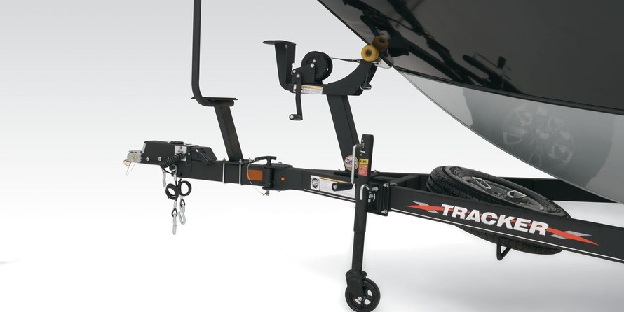 Tracker Targa V-19 WT