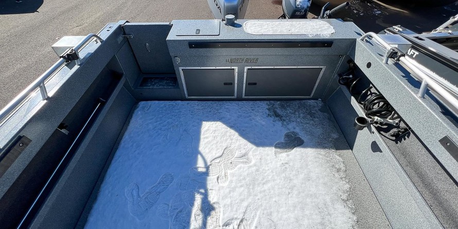 North river 22 seahawk