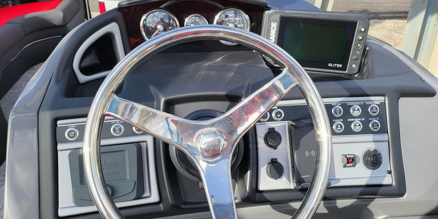 Premier Pontoons S-Series RF