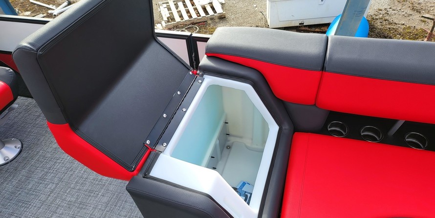 Premier Pontoons S-Series RF