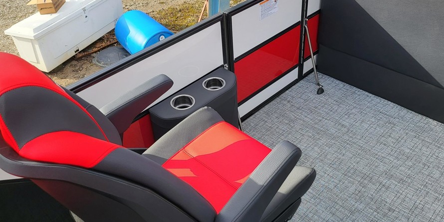 Premier Pontoons S-Series RF