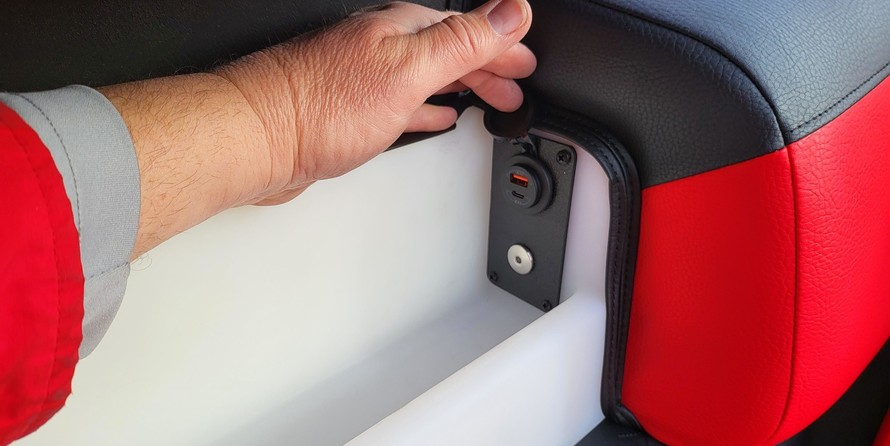 Premier Pontoons S-Series RF