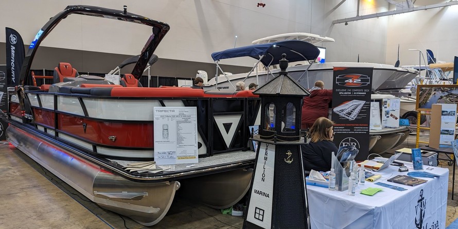 Premier Pontoons S-Series RF