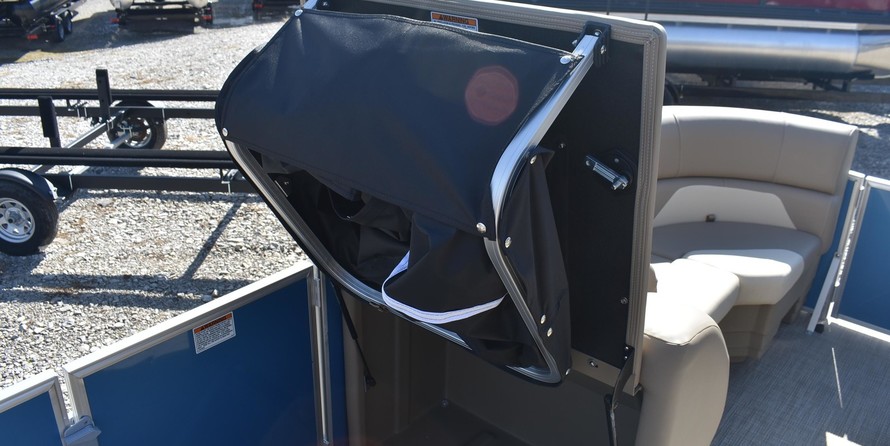 Sunchaser Boats Geneva Cruise 22 LR DH