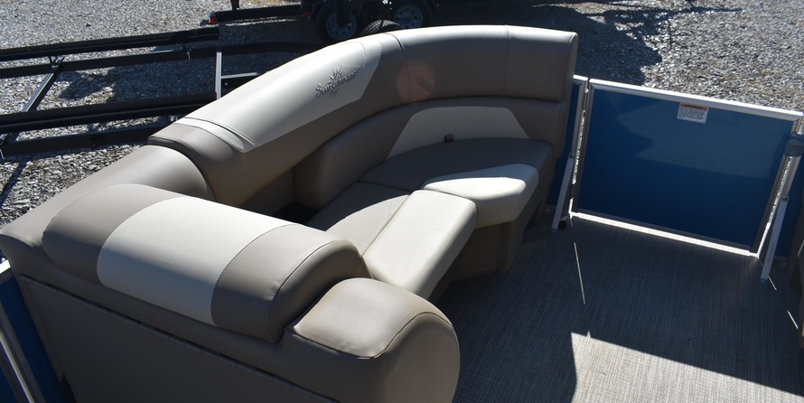 Sunchaser Boats Geneva Cruise 22 LR DH