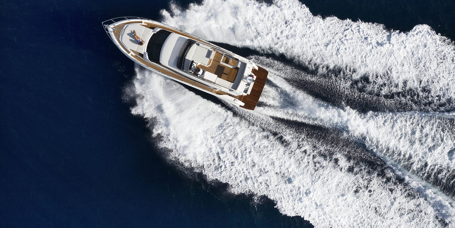 Ferretti Yachts 500