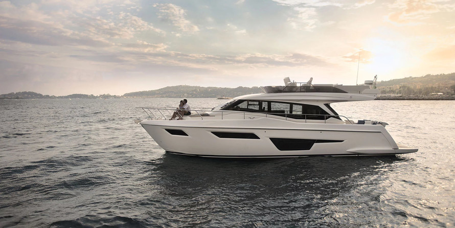Ferretti Yachts 500