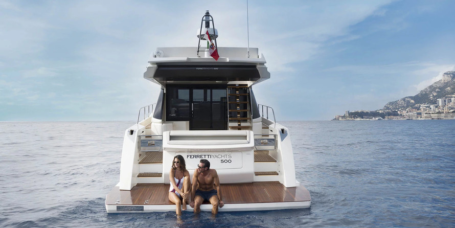 Ferretti Yachts 500