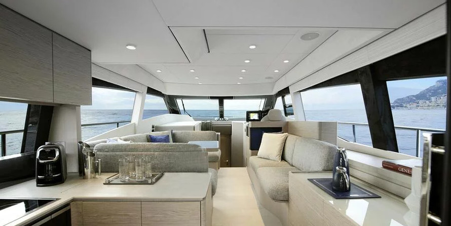 Ferretti Yachts 500