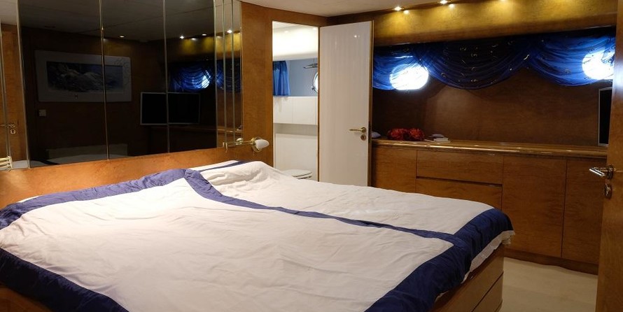 Sanlorenzo 64/70 Steel