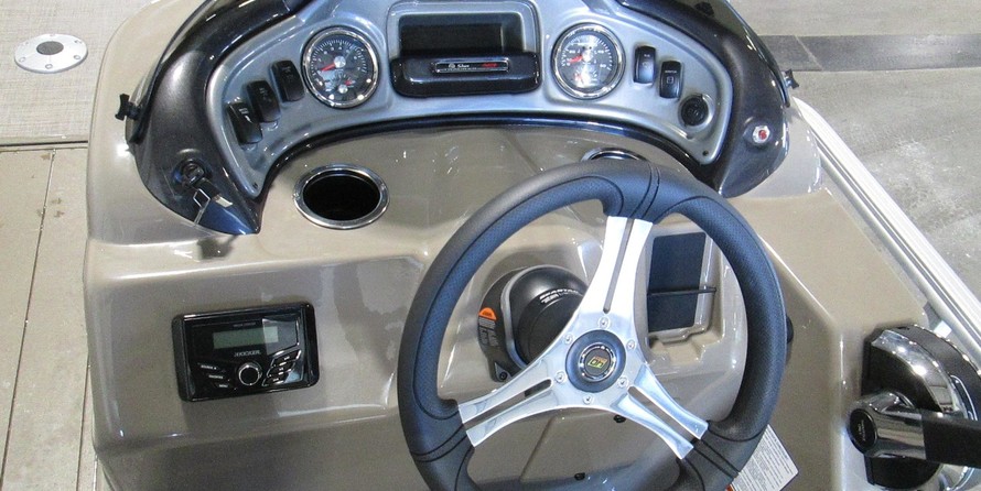 Sun Tracker SportFish 22 XP3