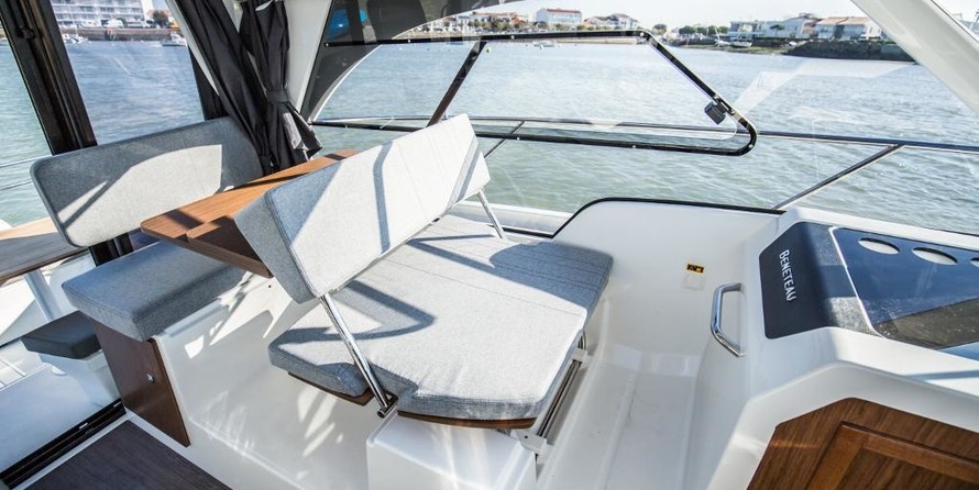 Beneteau Antares 9 OB