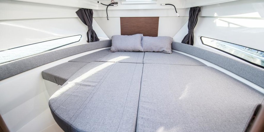 Beneteau Antares 9 OB