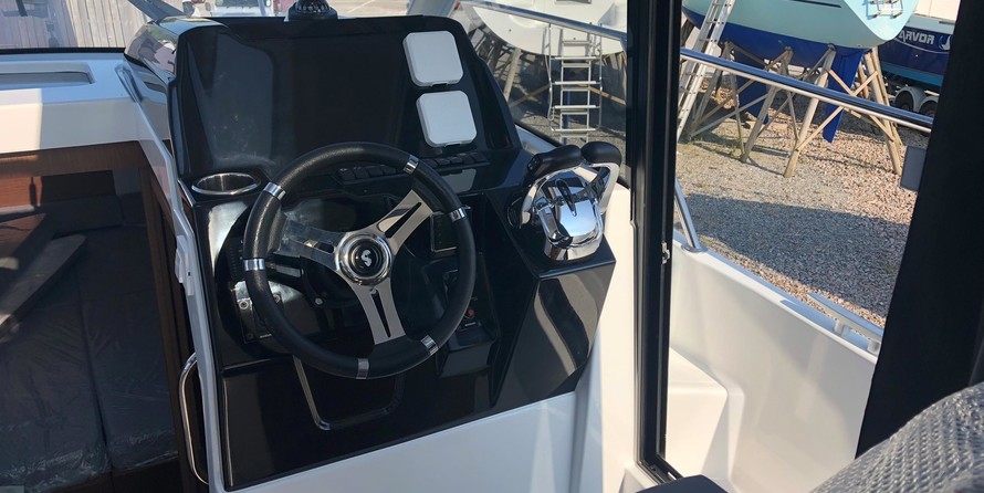 Beneteau Antares 9 OB