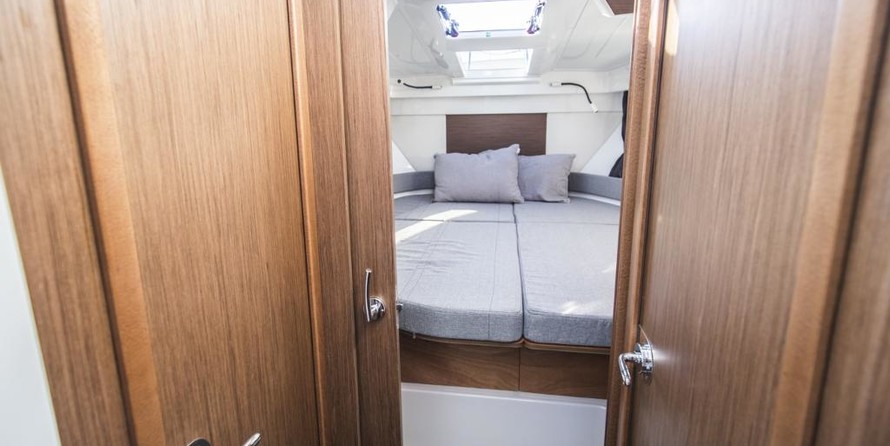 Beneteau Antares 9 OB