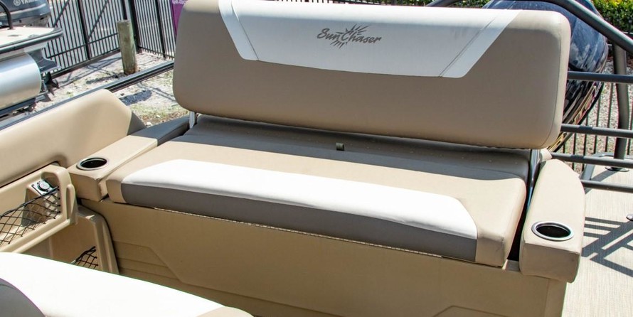 Sunchaser Boats Eclipse 8523 Entertainer